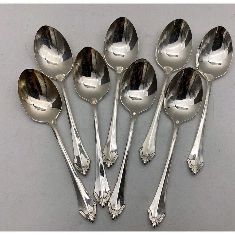 Set 8 Oneida Community  Belcourt Silverplate Soup Spoons Tablespoons